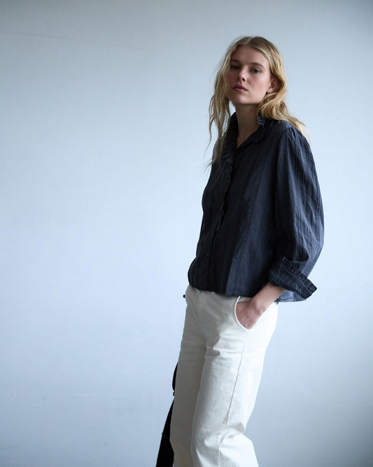 Blusa Detalle Troquelados Gris