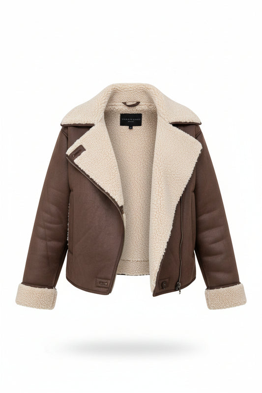 Abrigo marrón de piel sintética