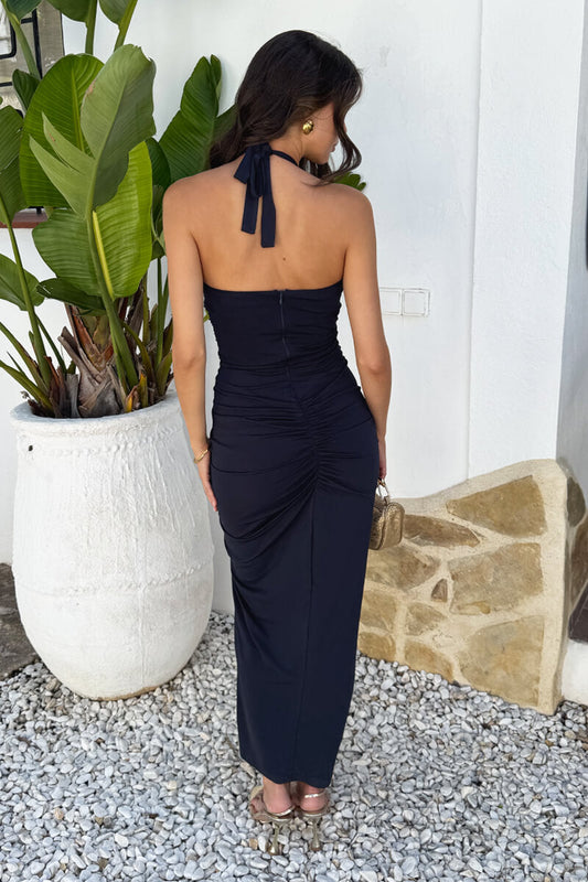 Vestido midi con cuello halter, lazo azul marino y fruncidos laterales