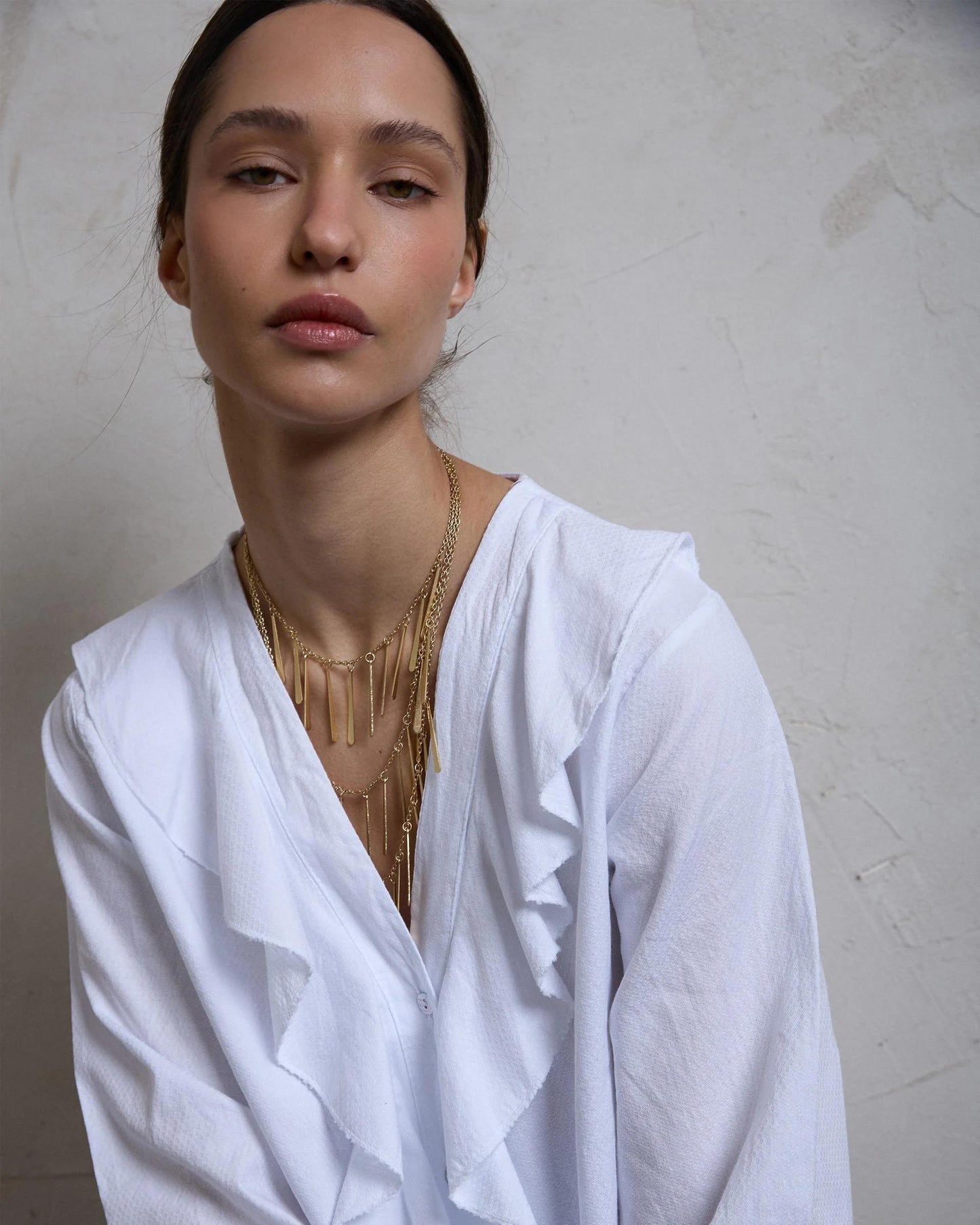 Blusa Cuello V Volantes Blanca