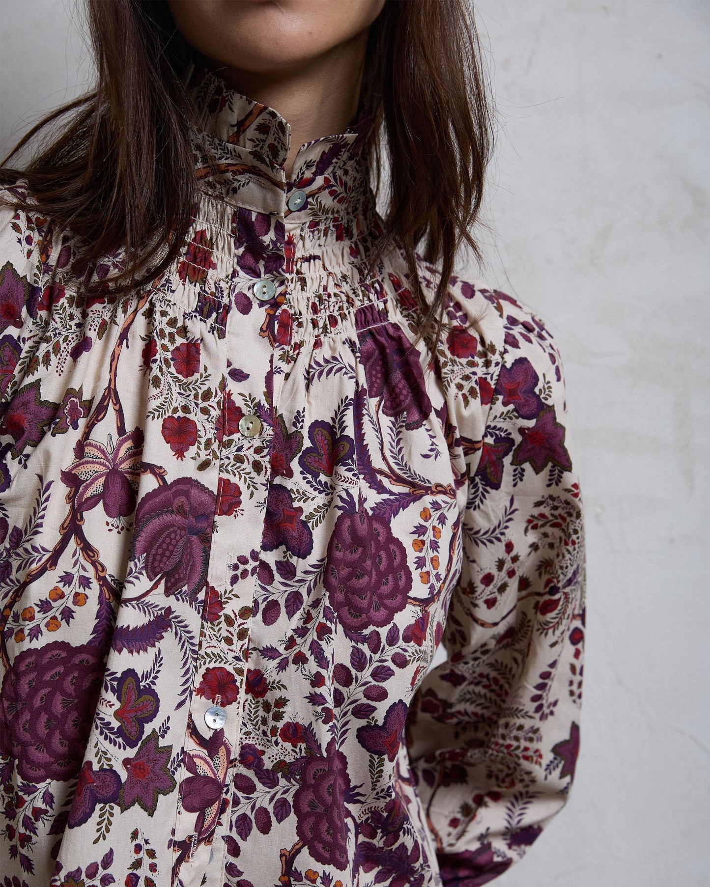 Blusa Nido De Abeja Cuello Estampado Floral Multicolor