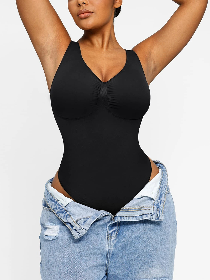 Body moldeador tipo tanga con cuello en V