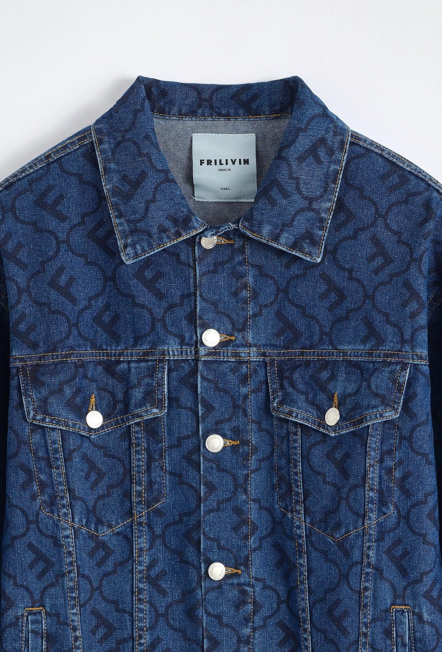 Conjunto chaqueta y pantalón