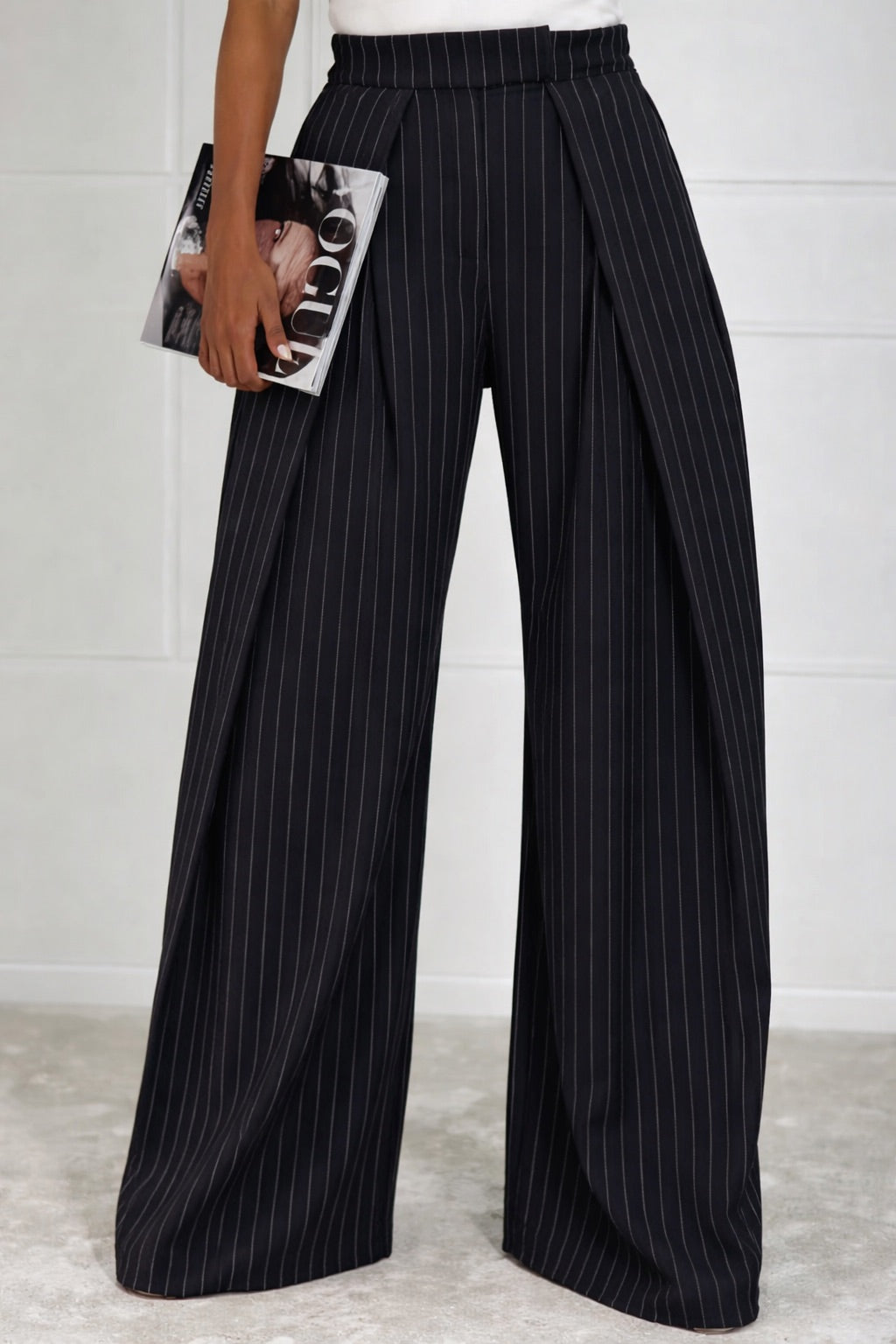 Pantalones ajustados a rayas con globos Negro Beige