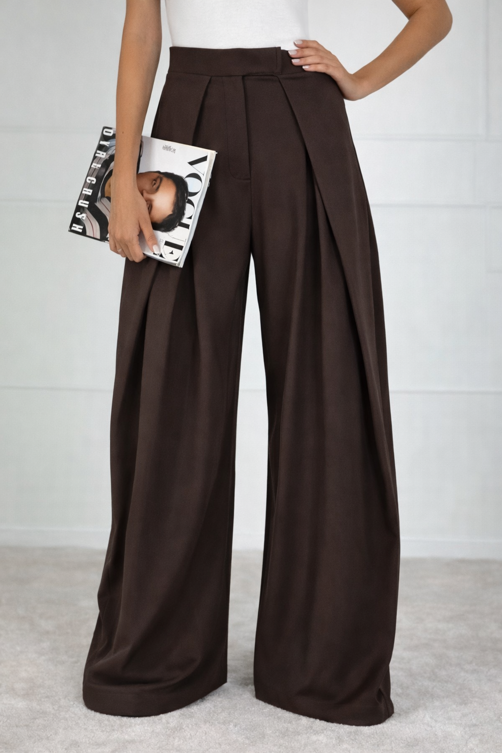 Pantalones ajustados tipo globo Marrón