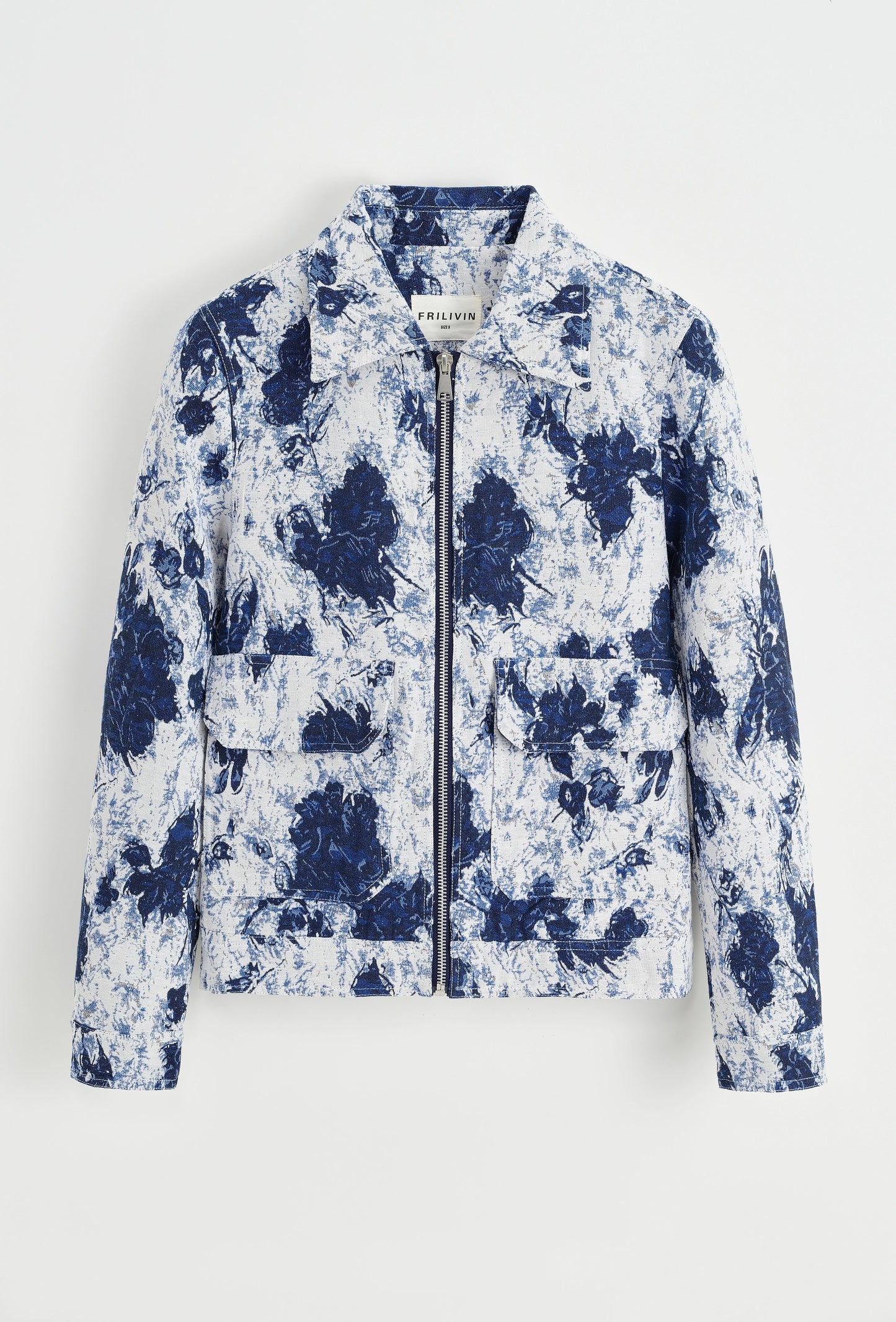 Conjunto de chaqueta y pantalón