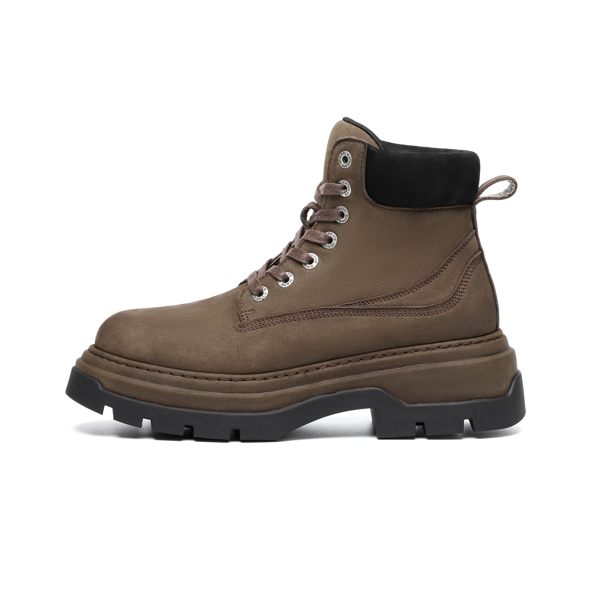 Botas clásicas de cuero con cordones