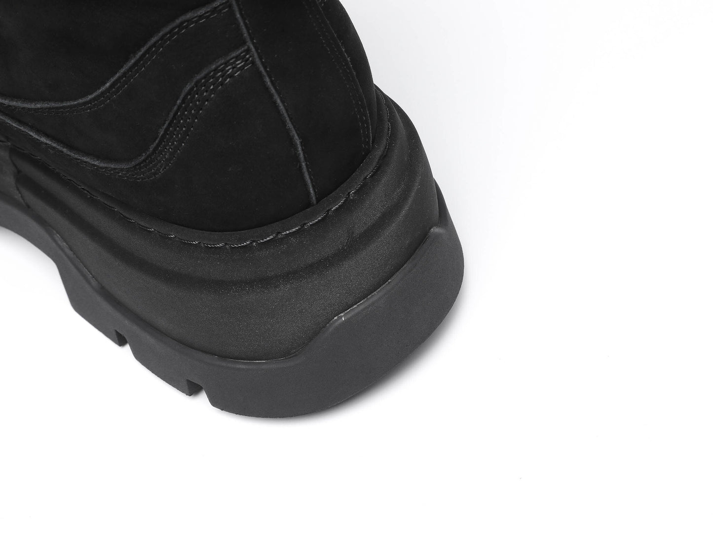 Botas clásicas de cuero con cordones