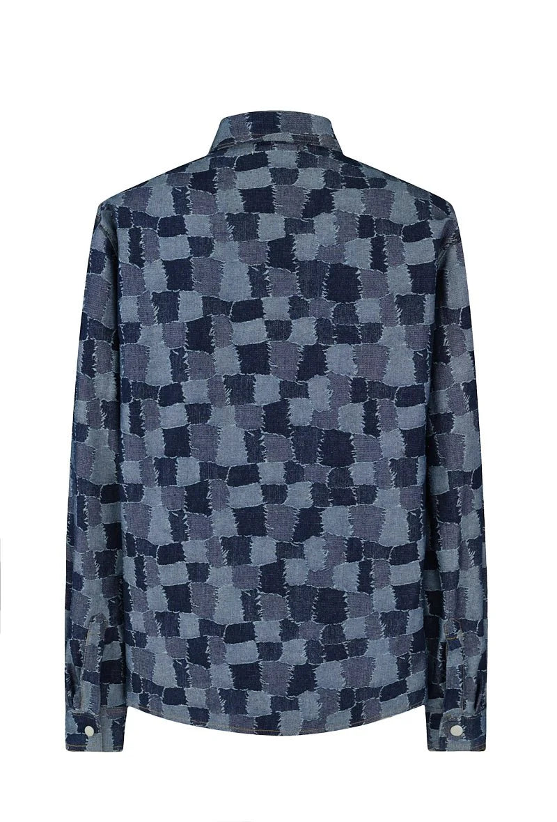 Conjunto de camisa y pantalón